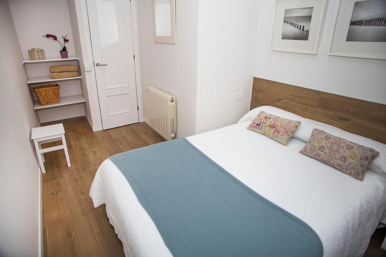 Mai & Maud Ronda Apartment Barcelona Buitenkant foto
